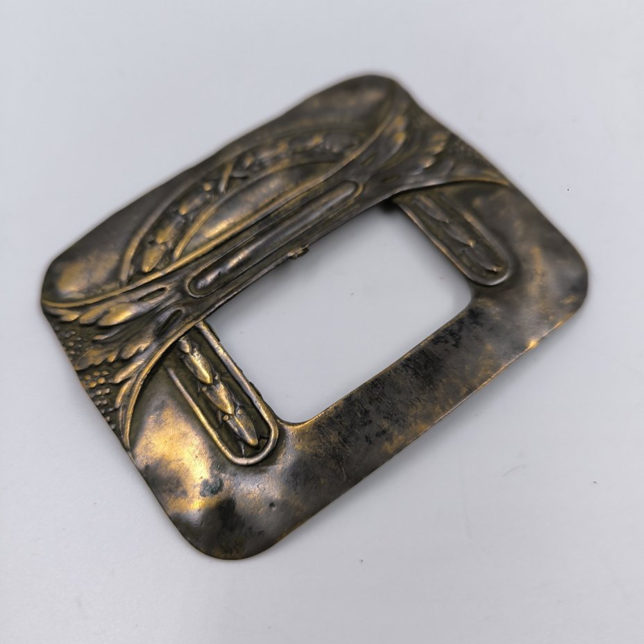 Пряжка женская поясная прямоугольной формы в стиле модерн с декором в виде венка