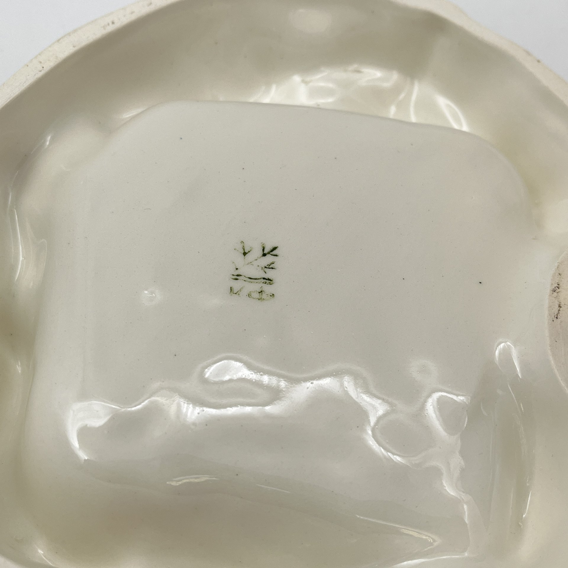 Подсвечник "Домик" по модели автора Д.И. Нефедьева, Конаковский фаянсовый завод, фаянс, роспись, Российская Федерация, 2010-2020 гг.