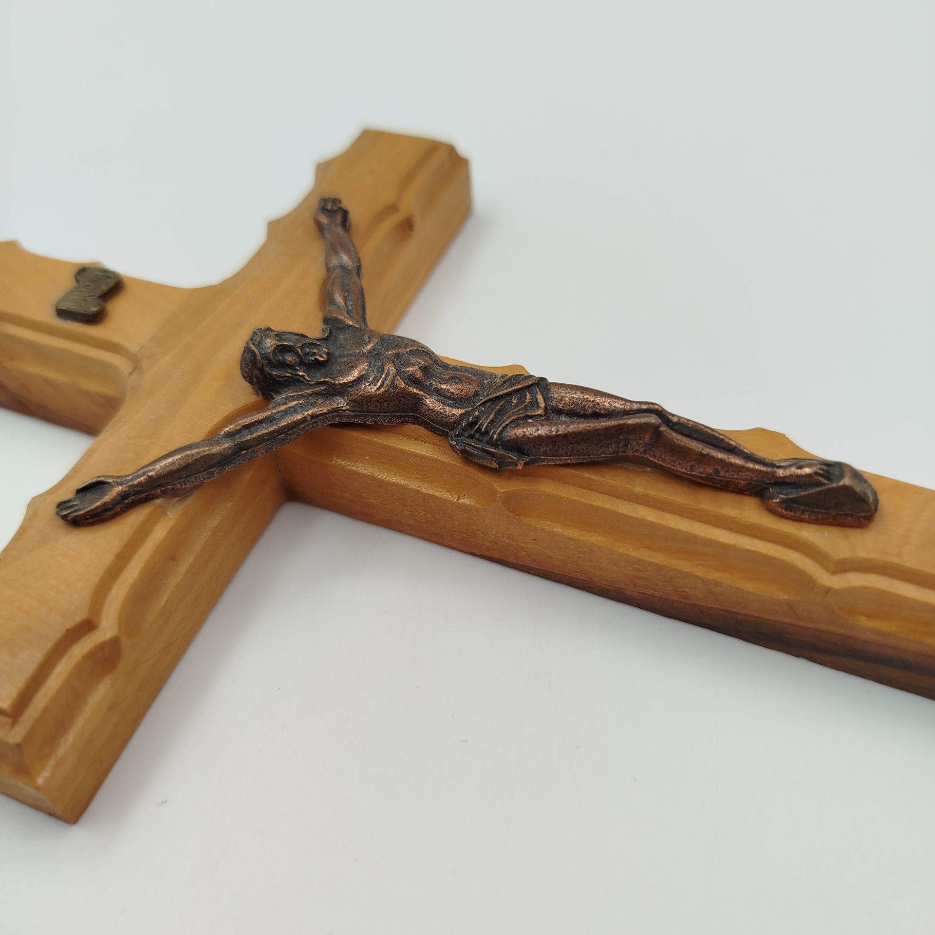 Крест настенный, католический  "Распятие Христово"