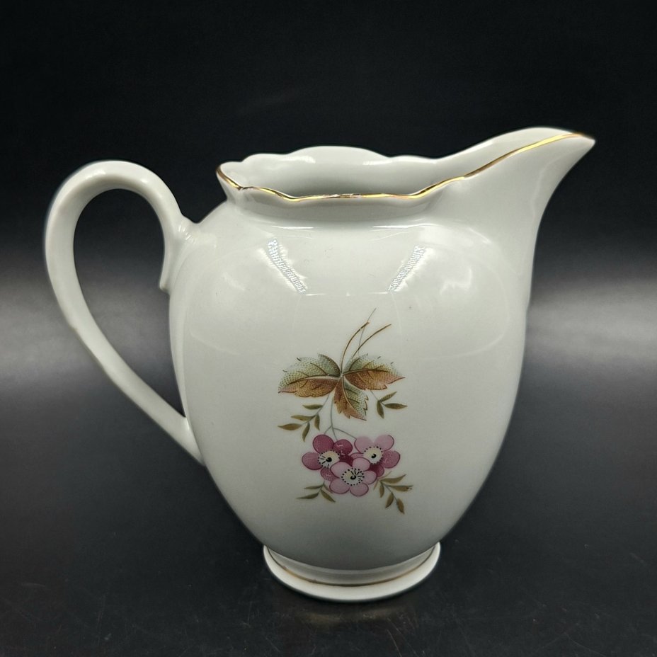 Молочник с нежным цветочным декором, фарфор, деколь, золочение, Kahla-Könitz, Германия, 1954-1962 гг.