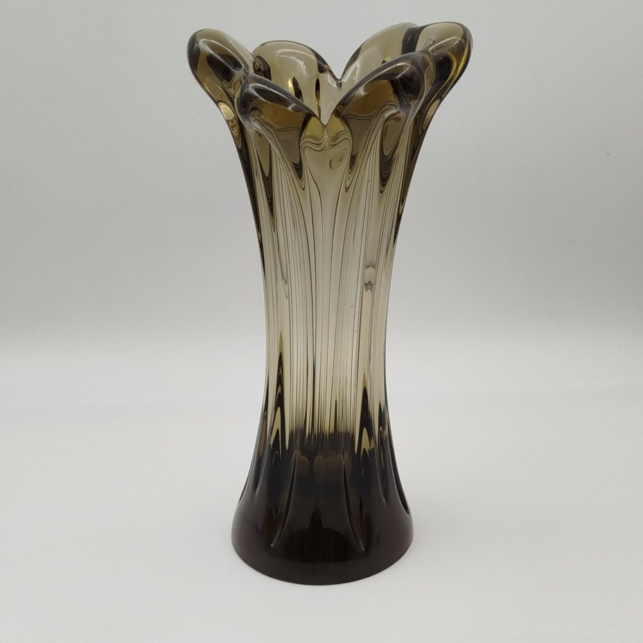 Ваза выполненная в гутной технике, стекло, гутная техника, Ливанский стекольный завод, СССР, 1970-1990 гг.
