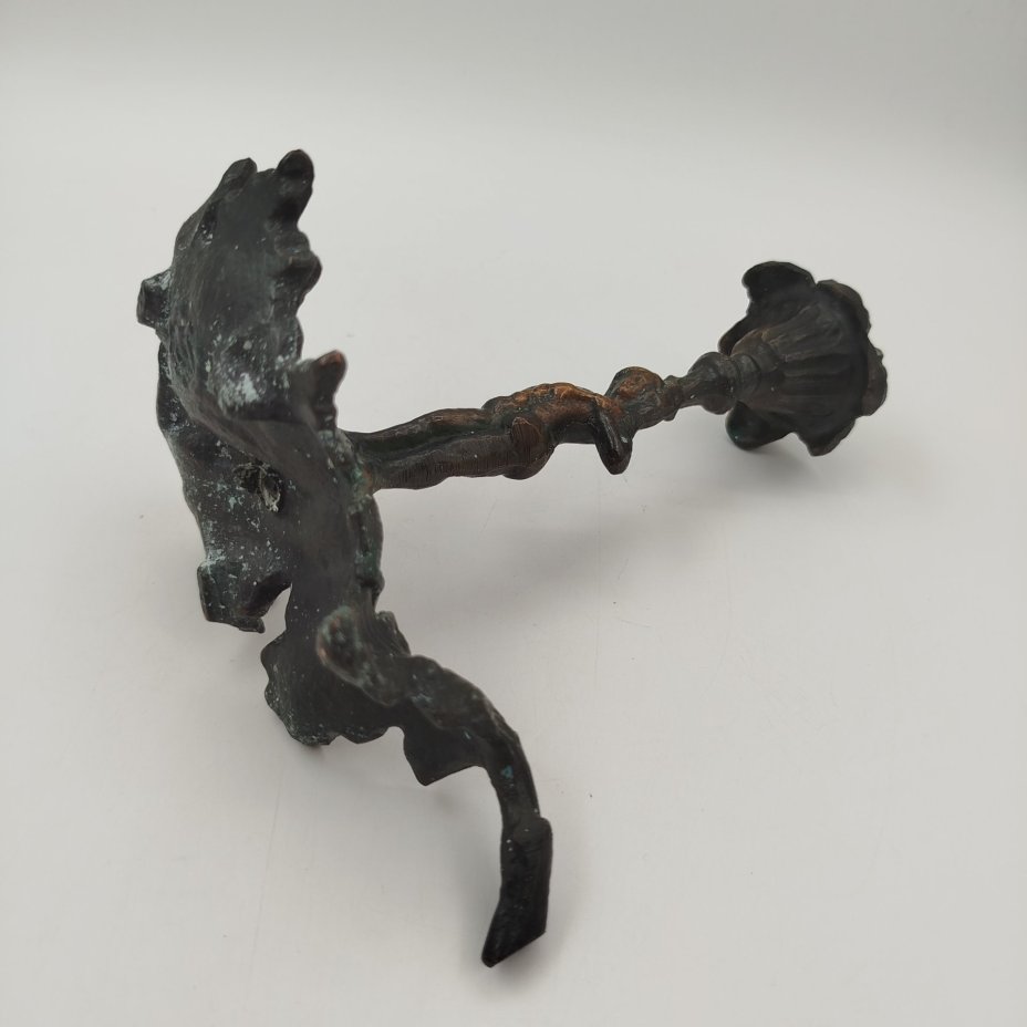 Подсвечник в виде листа с фигурой, силумин, СССР, 1960-1990, гг., силумин, Российская Федерация, 1960-1990 гг.