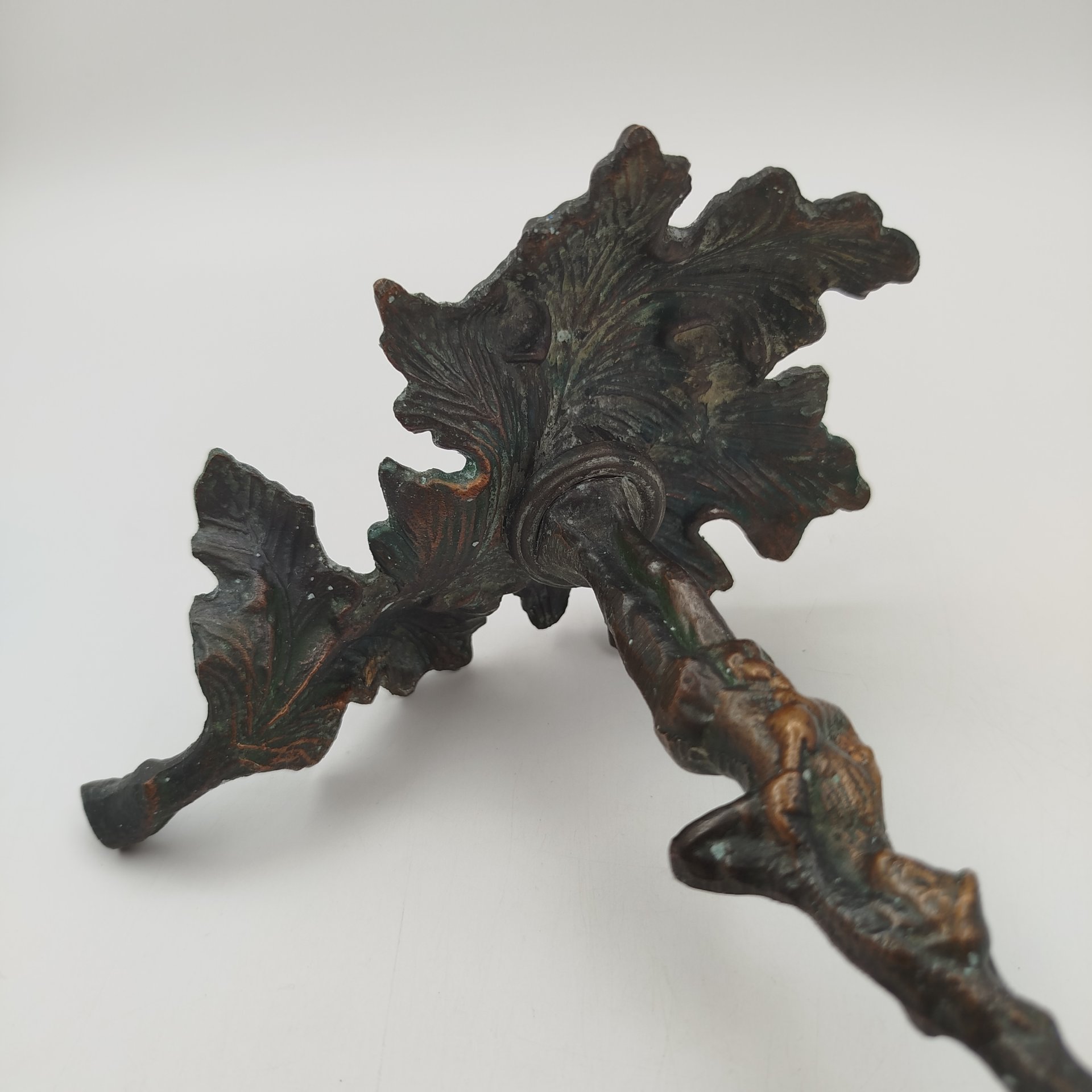 Подсвечник в виде листа с фигурой, силумин, СССР, 1960-1990, гг.