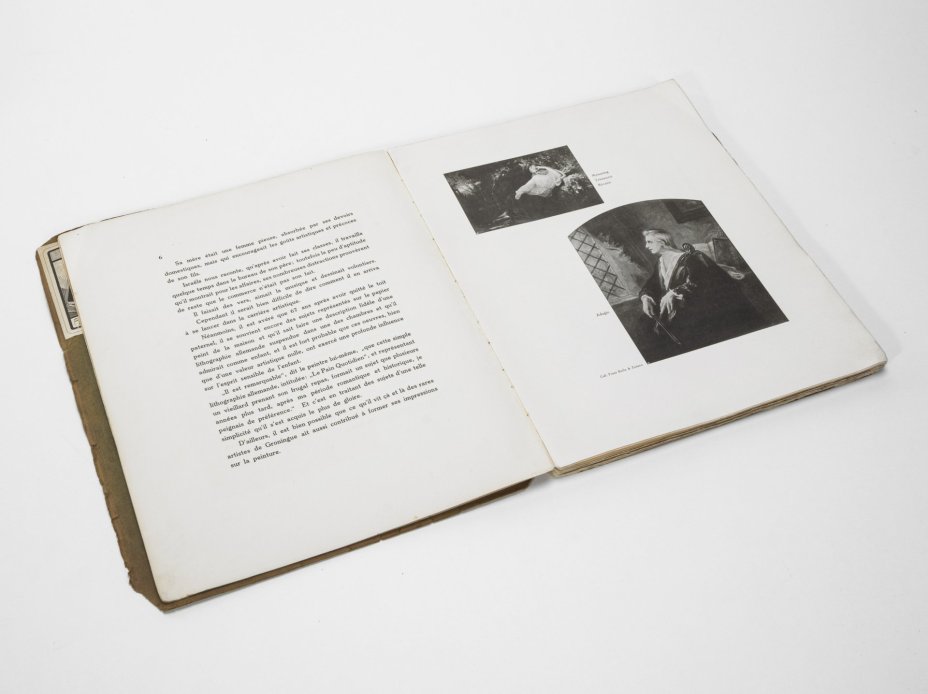 Книга "Josef Israels", автор C.L. Dake (на французском языке), с экслибрисом А.П. Сандуленко