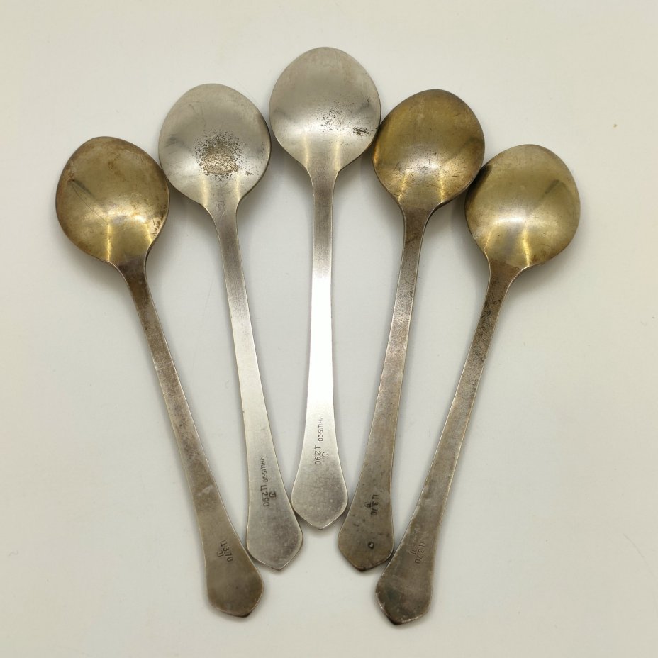 Набор из 5-ти чайных ложек, украшенных геометрическим декором, мНЦ (медь-никель-цинк), Таллинский ювелирный завод, СССР, 1970-1990 гг.