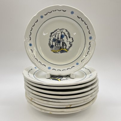 Набор десертных тарелок на 10 персон, фаянс, Конаковский фаянсовый завод им. М.И. Калинина (ЗиК Конаково), СССР, 1962-1974 гг.