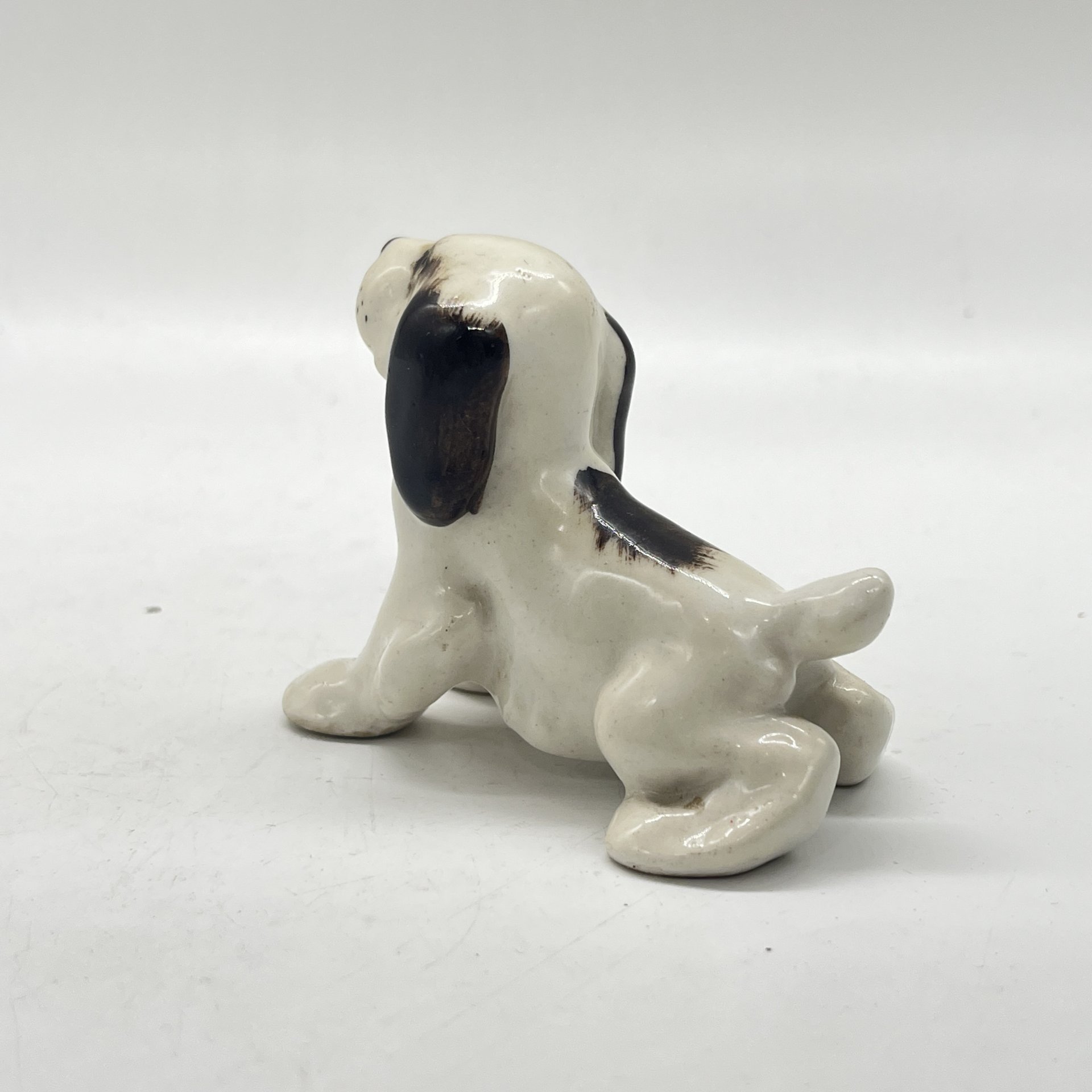Статуэтка "Щенок спаниеля", фарфор, роспись, Ленинградский фарфоровый завод (ЛФЗ), СССР, 1960-1990 гг.