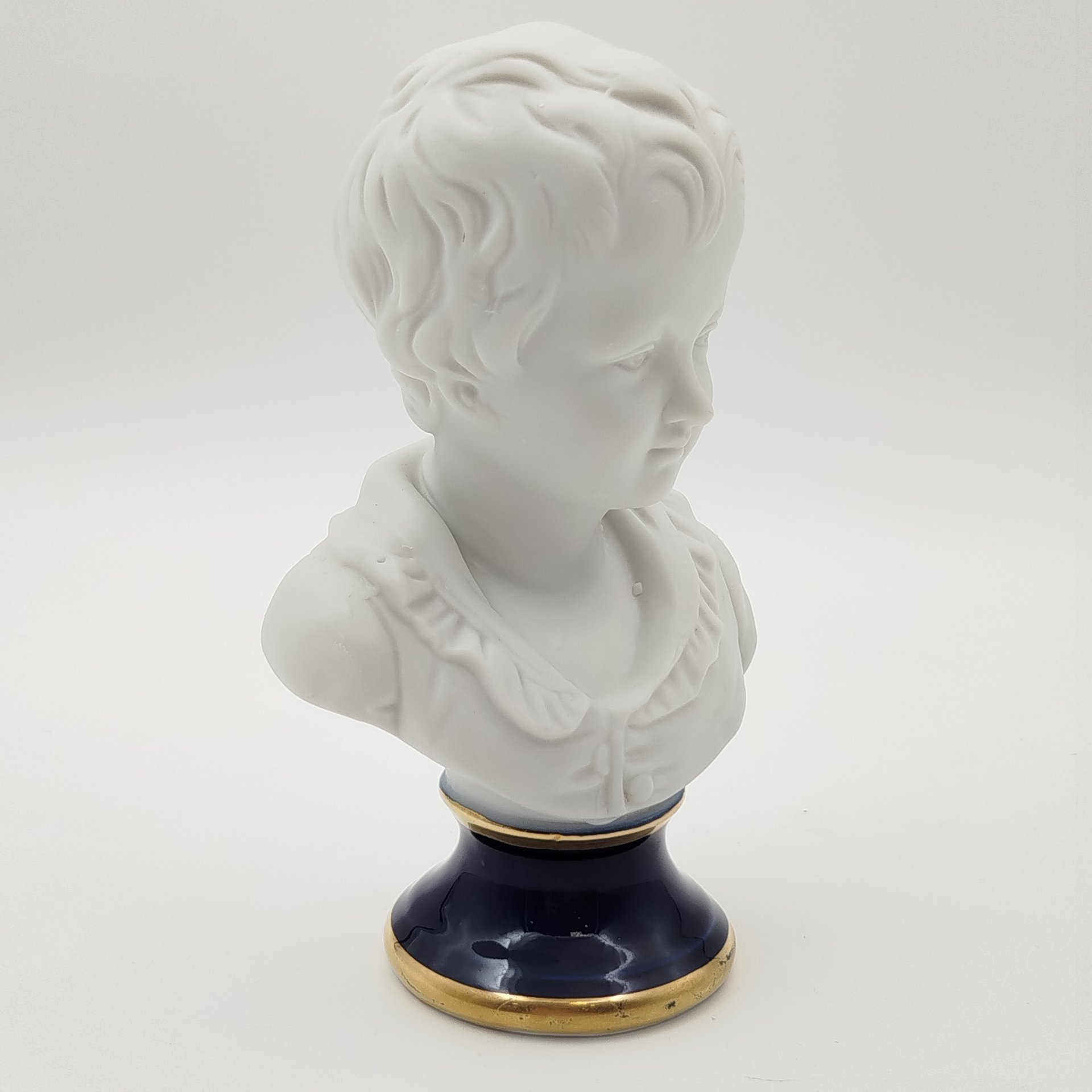 Бюст "Александр Броньяр" ("Мальчик") по мотивам одноименного произведения Жана Антуана Гудона