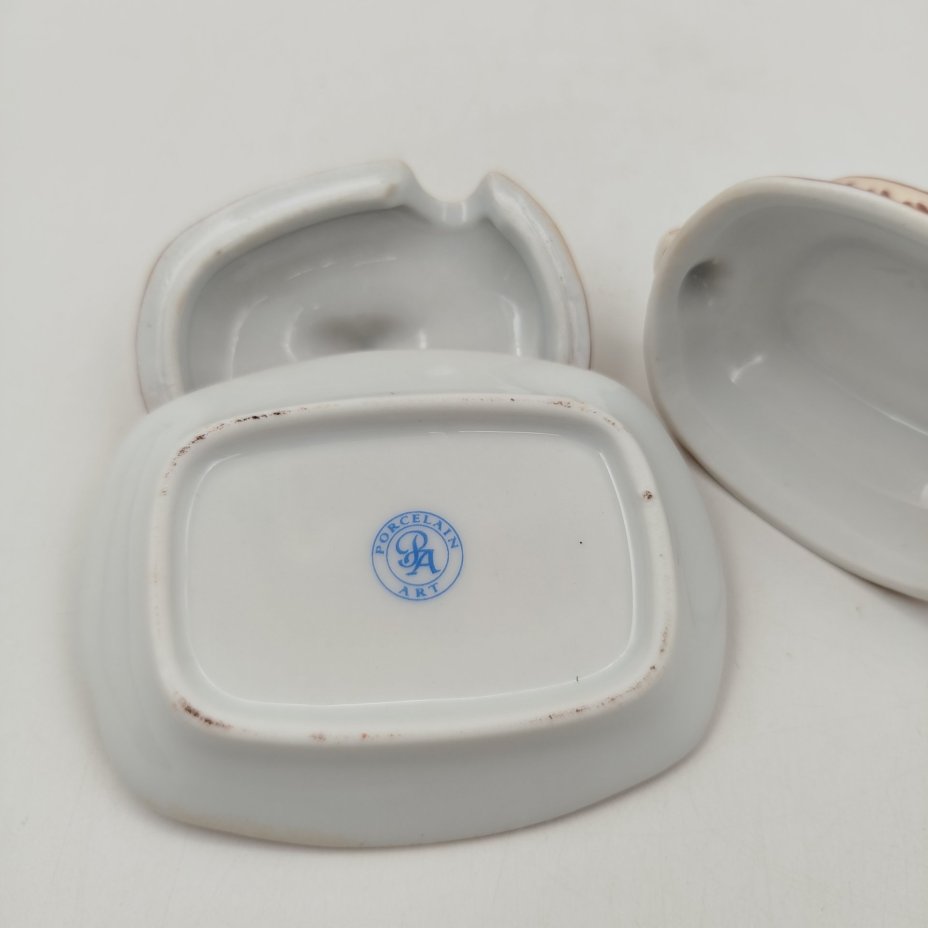 Солонка в виде супницы (миниатюрная) с геометрическим декором,   "Porcelain Art" (PA), фарфор, крытье, Европа, 1970-2000 гг.