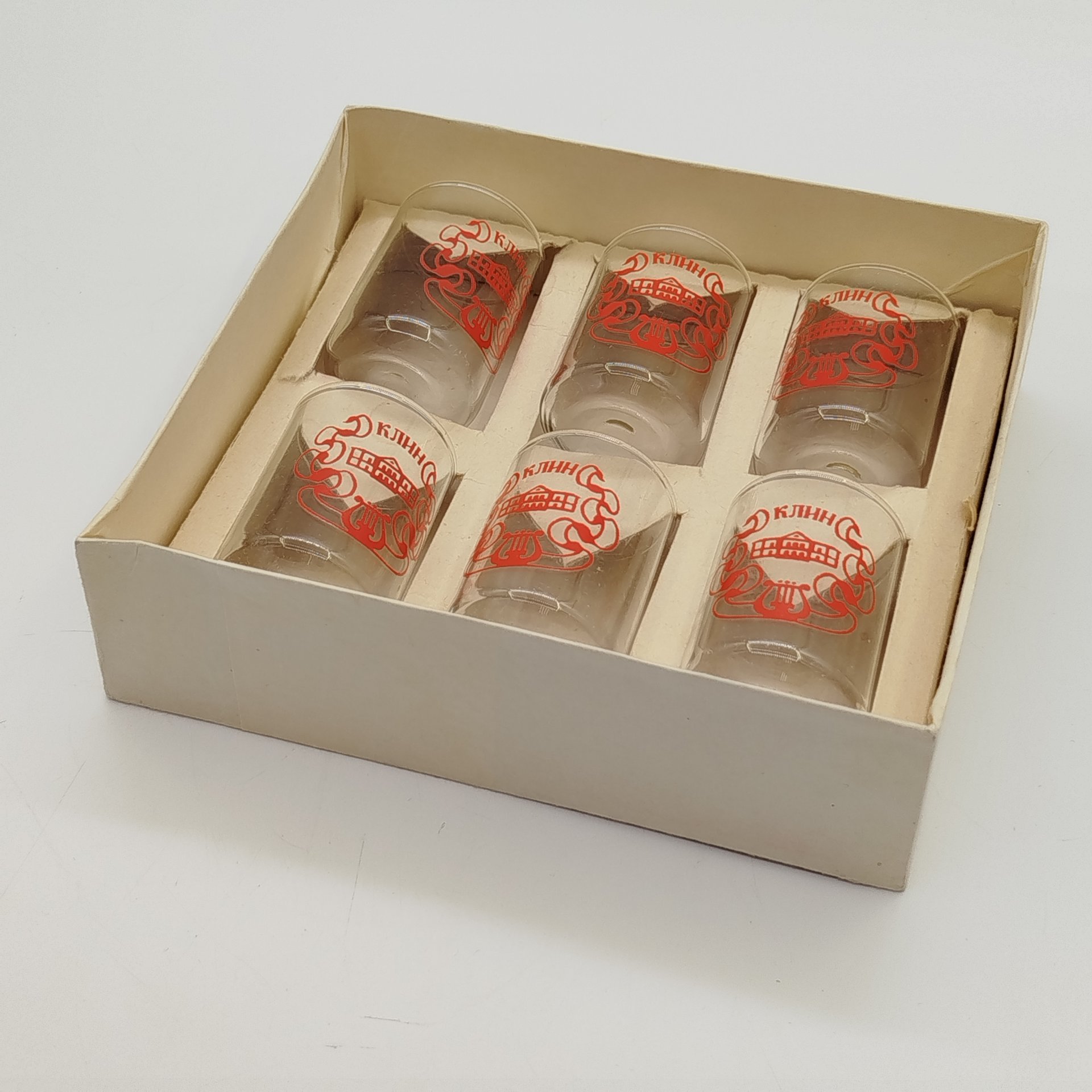 Набор из 6-ти сувенирных стопок "Клин" в оригинальной коробке, стекло, деколь, картон, печать, СССР, 1970-1990 гг.