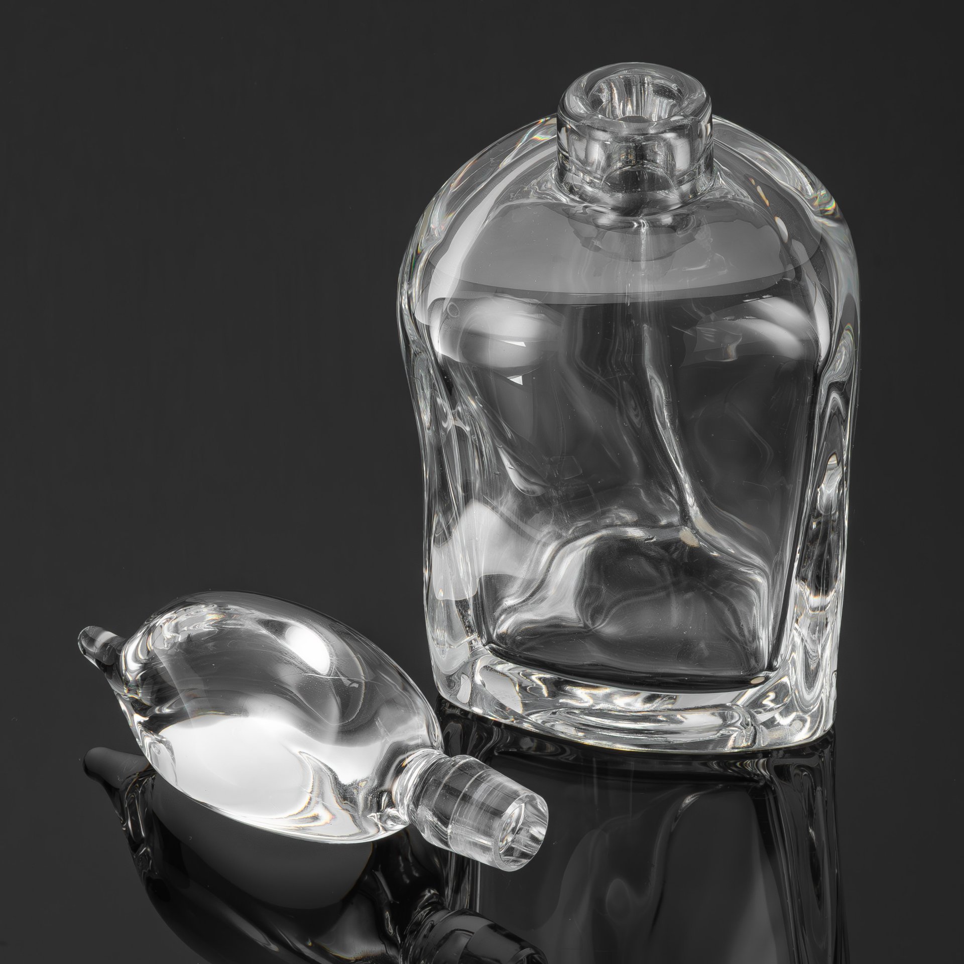 Графин для виски необычной формы, хрусталь, Daum, Франция, 1960-1970 гг.