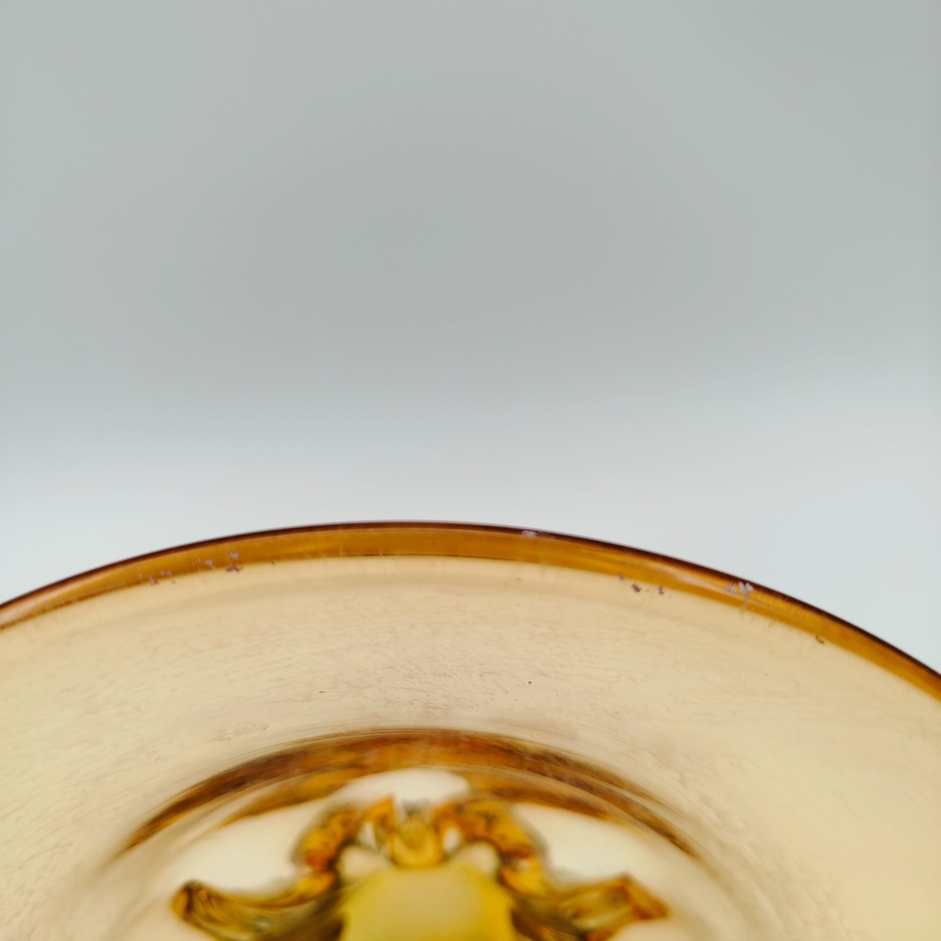 Ваза (конфетница) необычной формы с бирюзовым оттенком, стекло, гутная техника, Чехословакия, 1960-1980 гг.