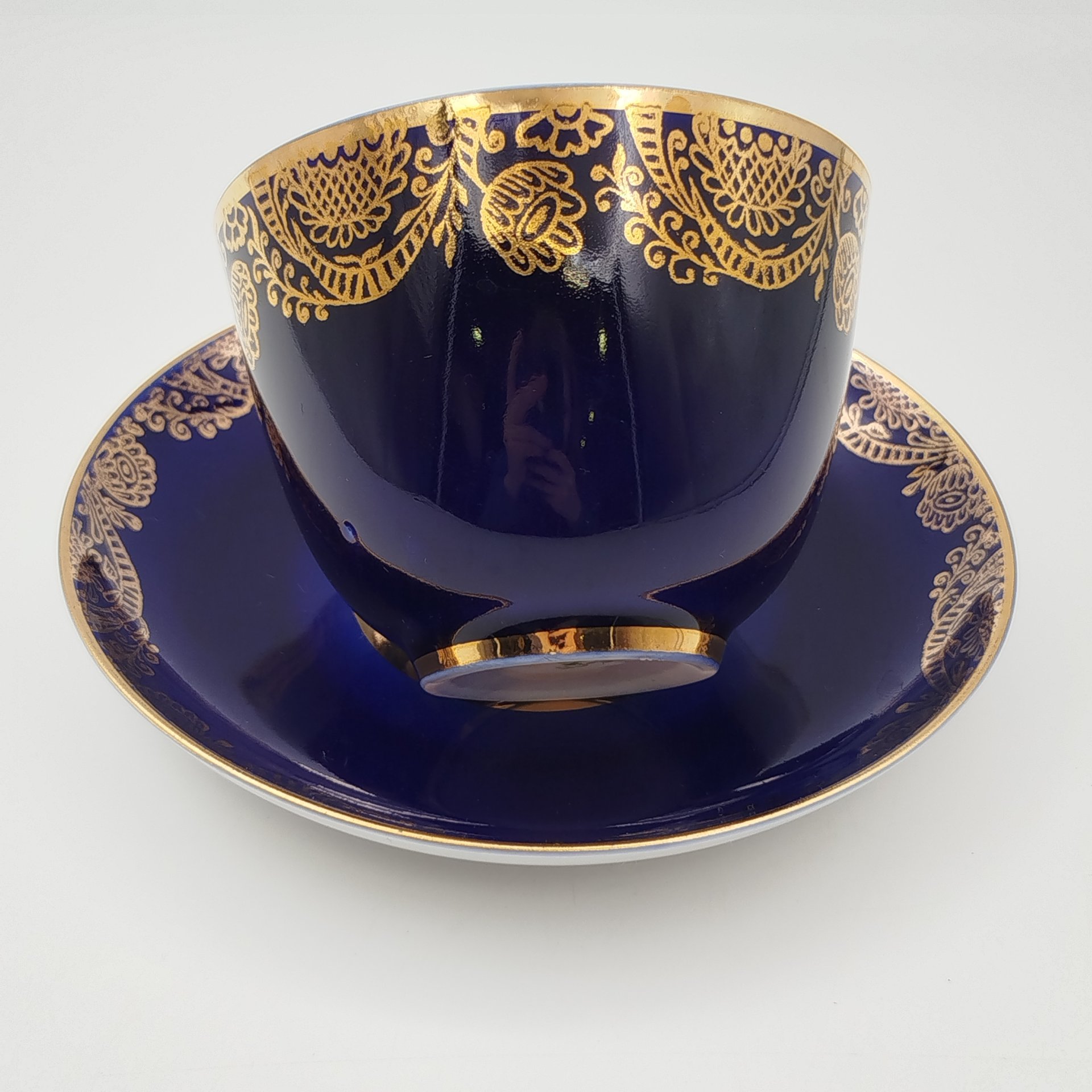 Пара чайная "Золотой фриз", фарфор, крытье кобальтом, Ленинградский фарфоровый завод (ЛФЗ), СССР, 1960-1970 гг.