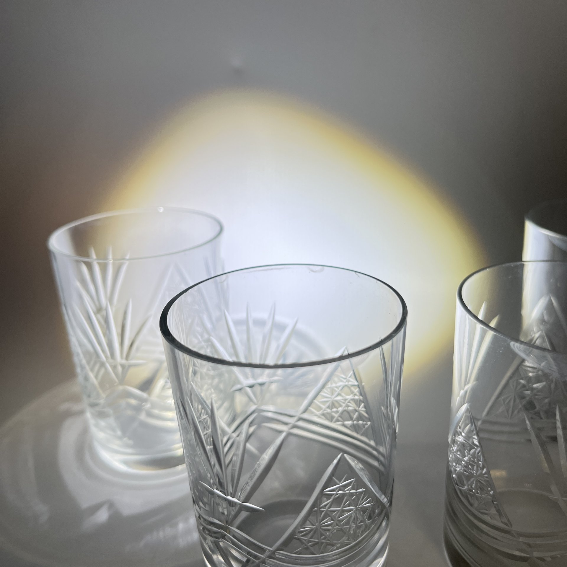 Набор из 4 стопок с резным геометрическим декором, стекло, алмазная грань, СССР, 1970-1990 гг.