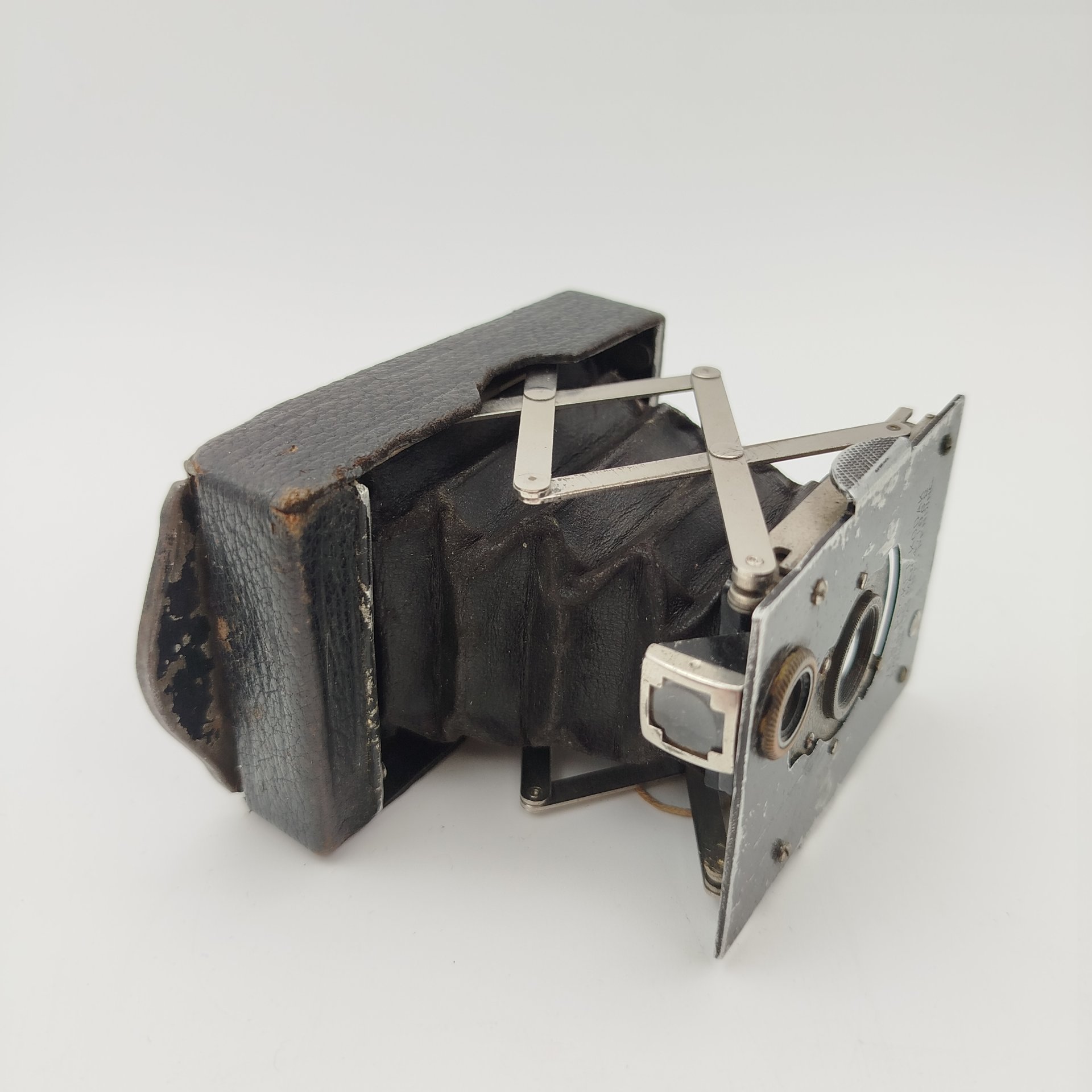 Фотоаппарат "Vest Pocket" с тремя пластинами для фото в комплекте, металл, кожа, стекло, США, 1902-1920 гг.