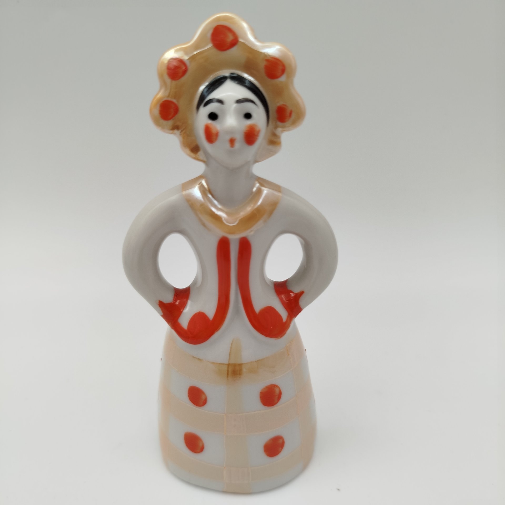 Статуэтка "Матрешка-невеста"