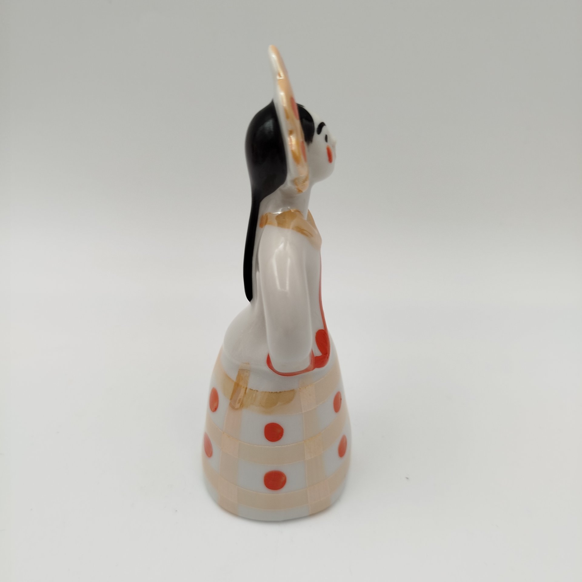 Статуэтка "Матрешка-невеста"