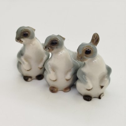 Набор из 3-х статуэток "Белочка" (под реставрацию), скульптор Н.Е. Муратов, фарфор, роспись, Ленинградский фарфоровый завод (ЛФЗ), СССР, 1950-1980 гг.