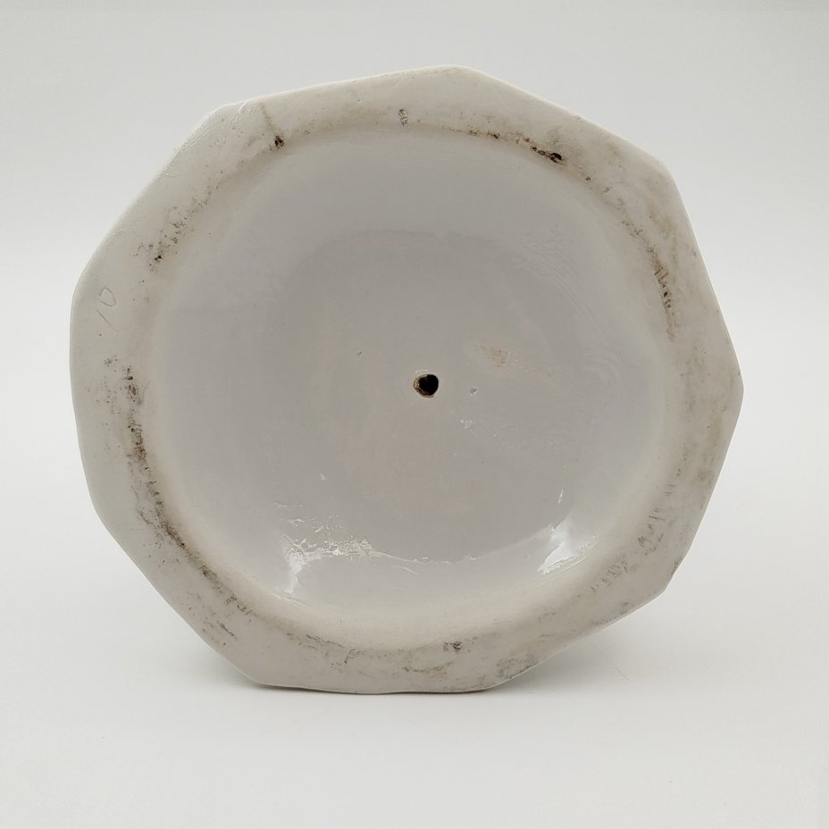 Статуэтка "Малахитовая шкатулка" ("Танюшка и тятино подаренье"), без росписи, скульптор О.М. Богданова