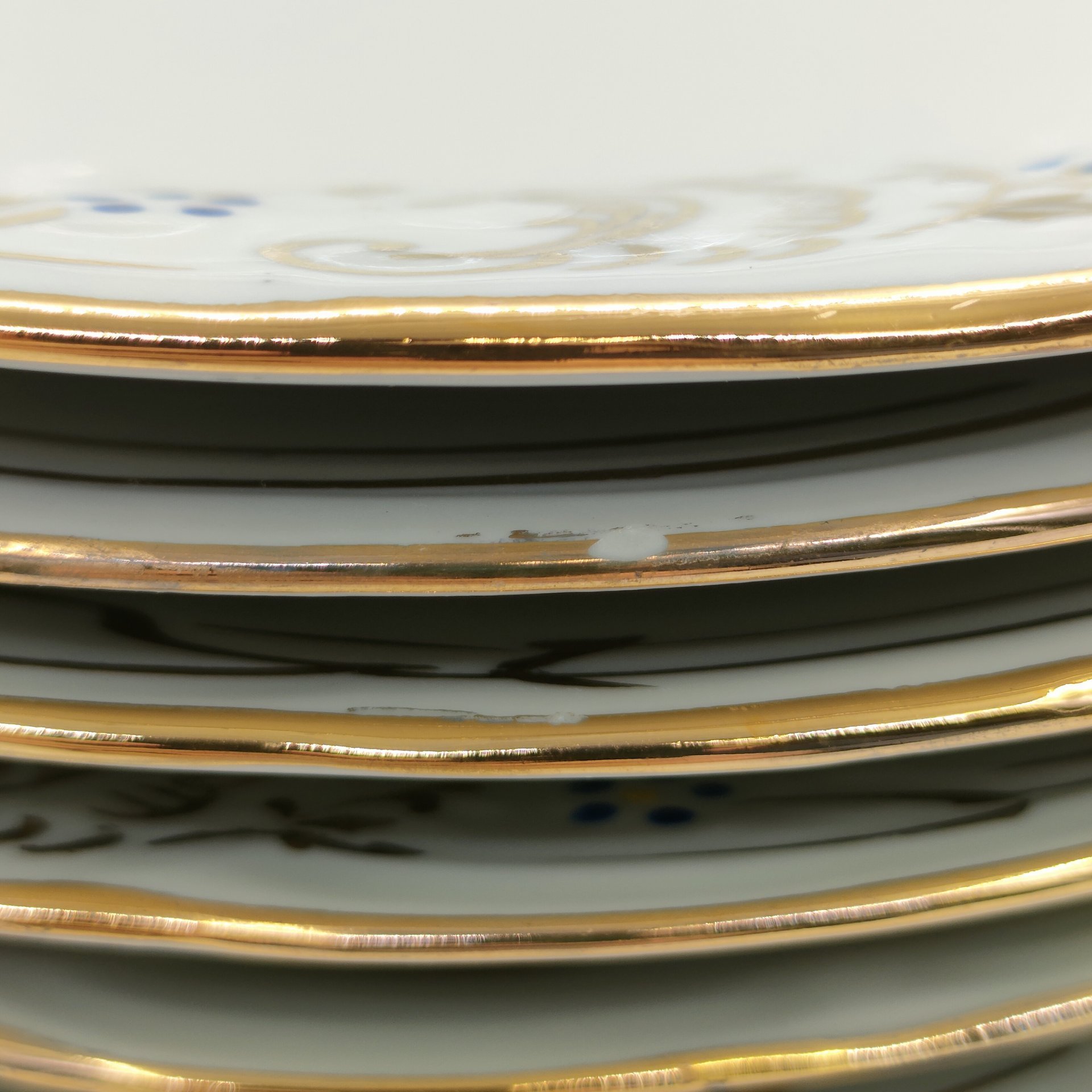 Набор из 6-ти суповых тарелок с растительным декором, фарфор, золочение, роспись, Барановский фарфоровый завод, СССР, 1970-1991 гг.