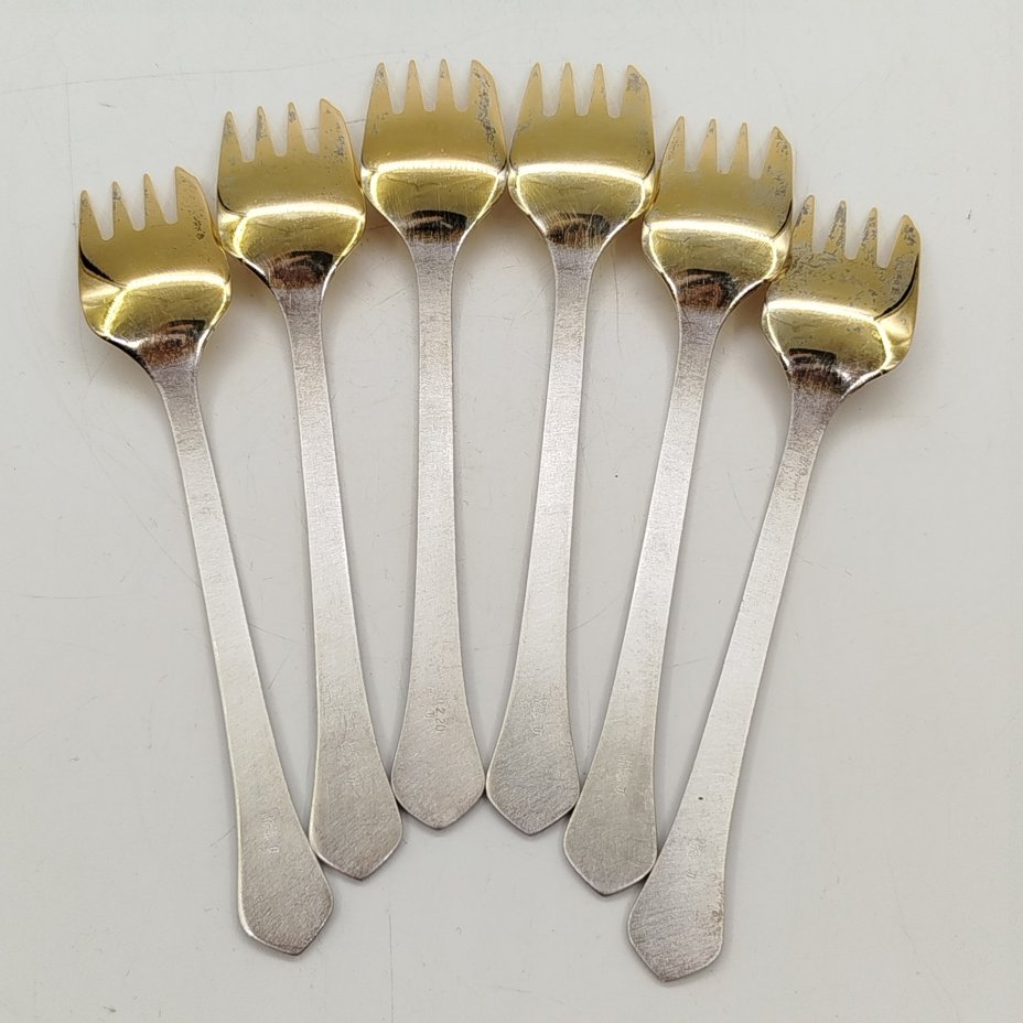 Набор вилок для десерта на 6 персон, мНЦ (медь-никель-цинк), золочение, Таллинский ювелирный завод, СССР, 1970-1990 гг.