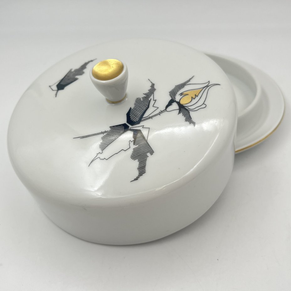 Масленка из сервиза "Роза", фарфор, деколь, золочение, Freiberg Porzellan, Германия, 1957-1972 гг.
