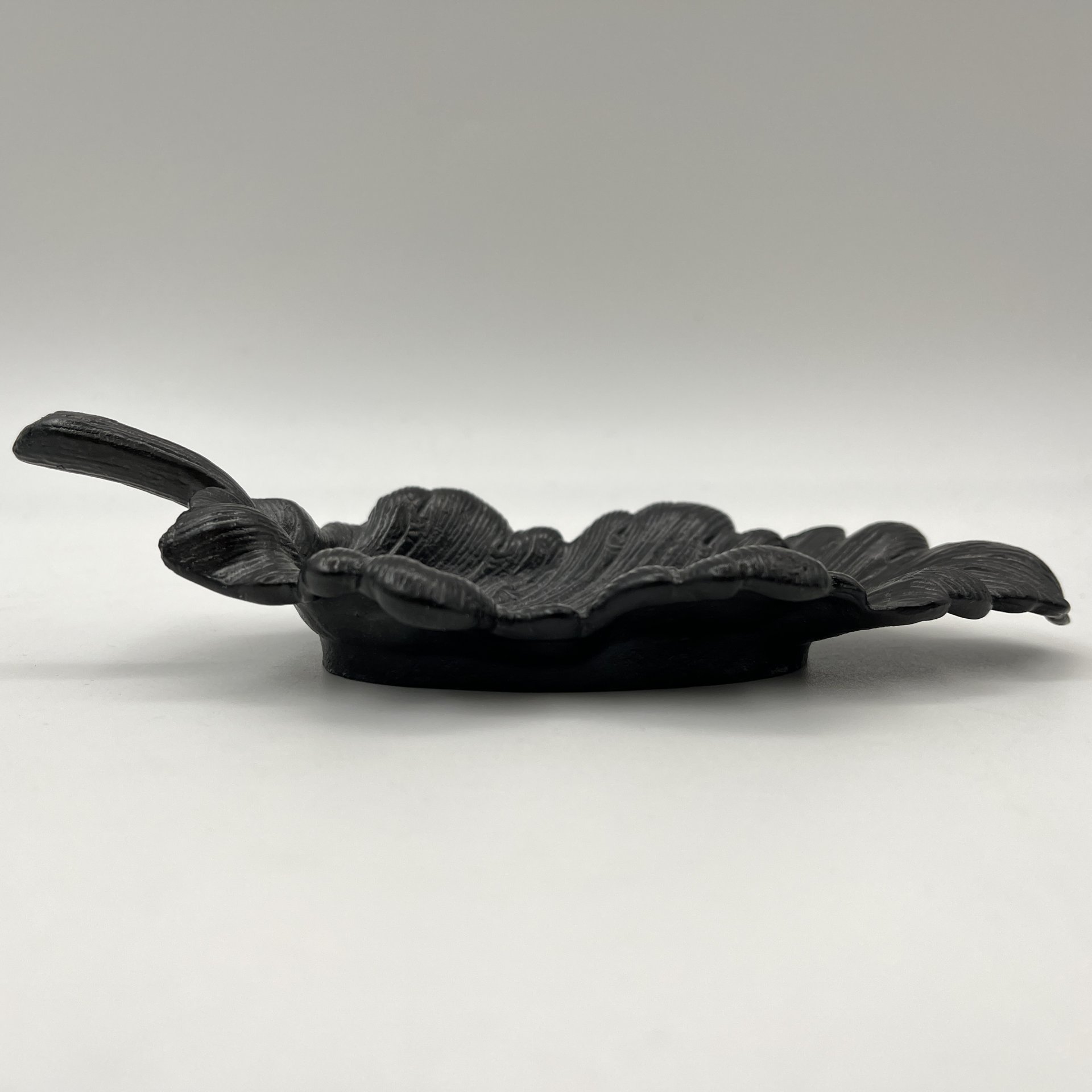 Пепельница "Лист дуба"