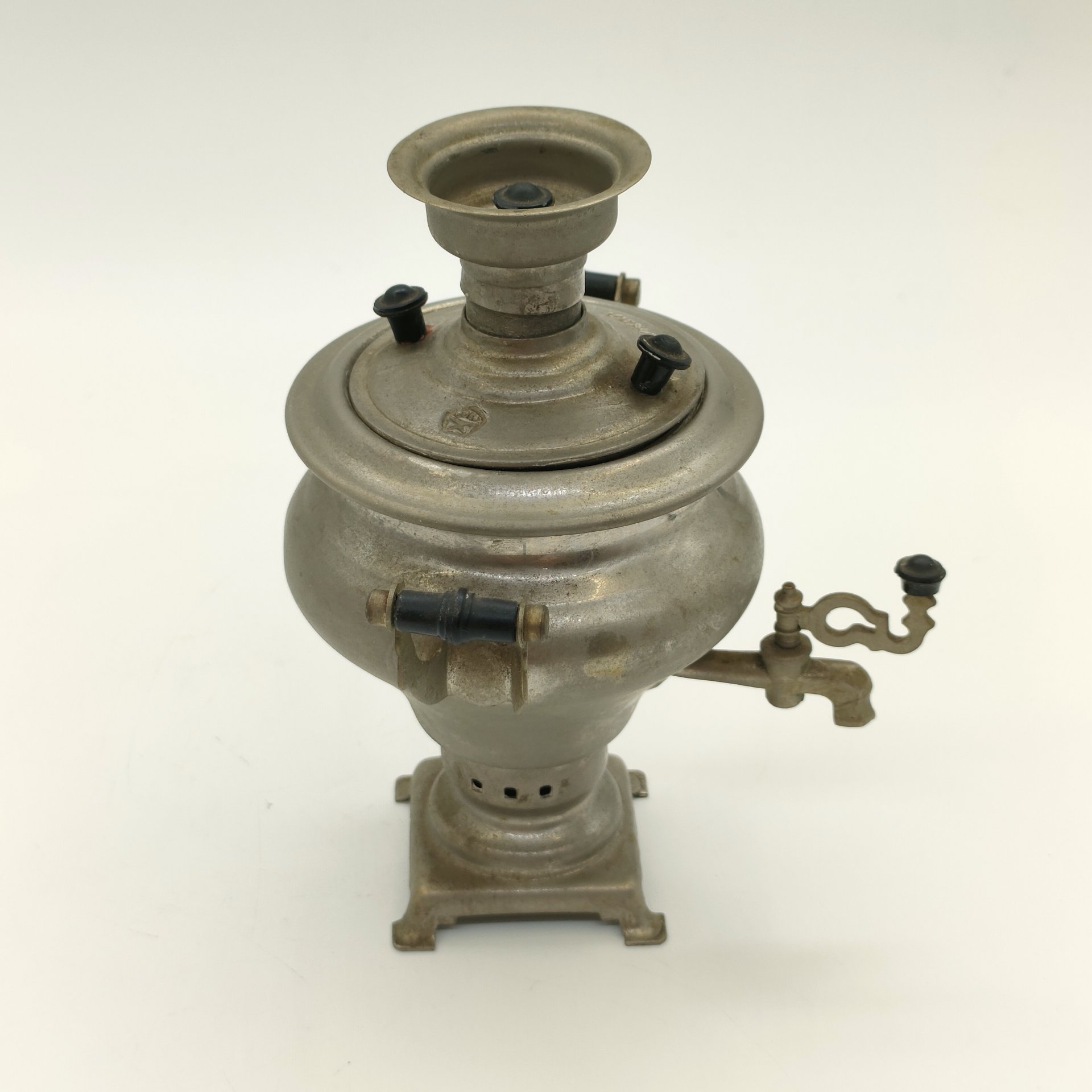 Самовар сувенирный "Ясная поляна", металл, пластик, Тульский машиностроительный завод «Штамп» им. Б.Л. Ванникова, СССР, 1980 г.