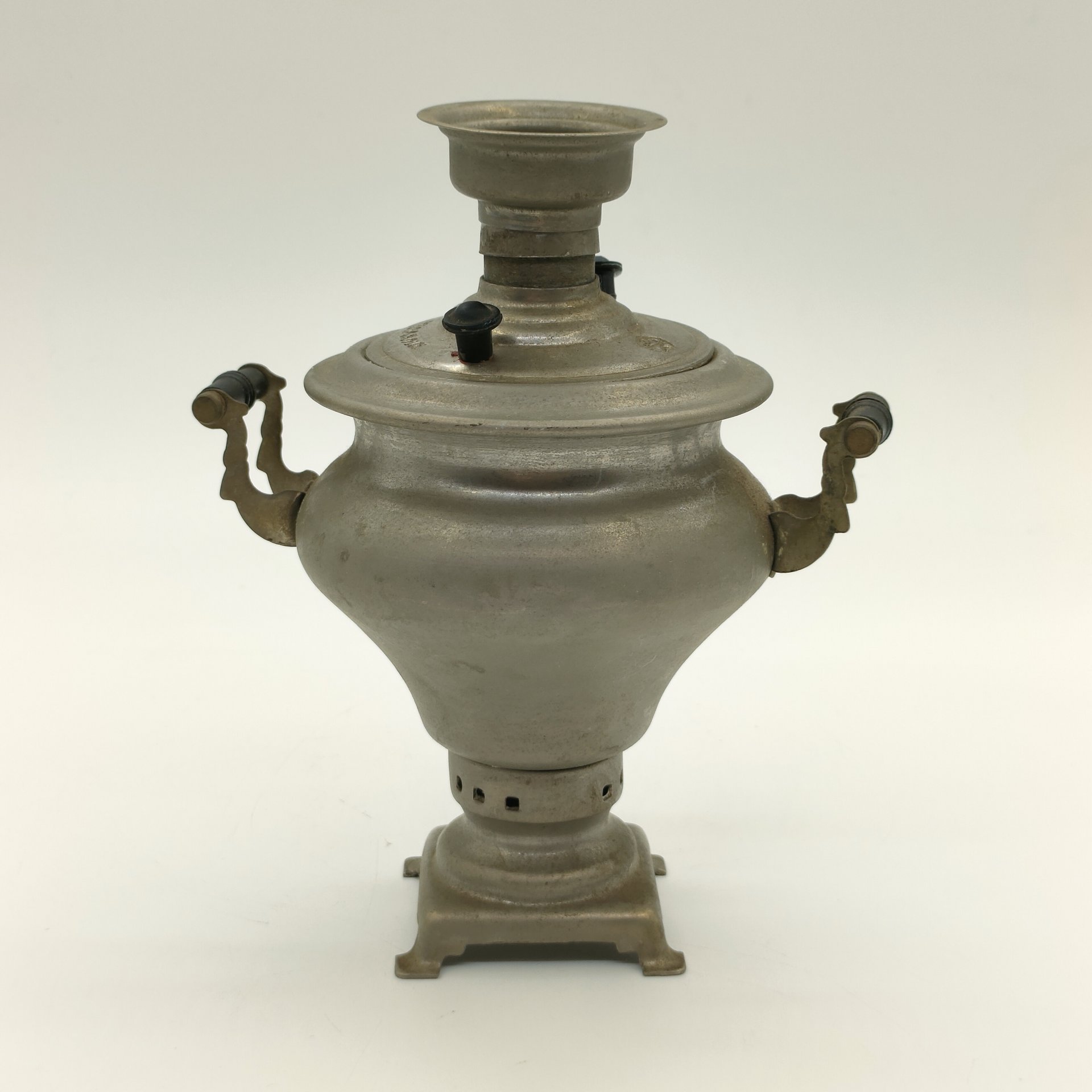 Самовар сувенирный "Ясная поляна", металл, пластик, Тульский машиностроительный завод «Штамп» им. Б.Л. Ванникова, СССР, 1980 г.