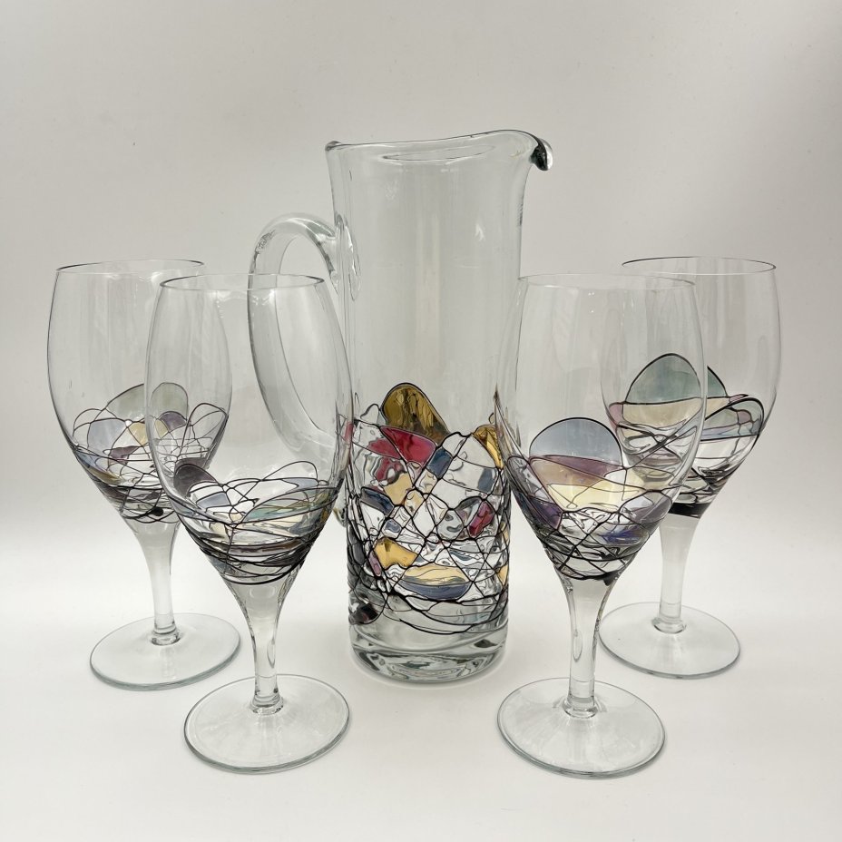 Кувшин с комплектом бокалов на 4 персоны с витражным декором, стекло, роспись, Европа, 1990-2010 гг.