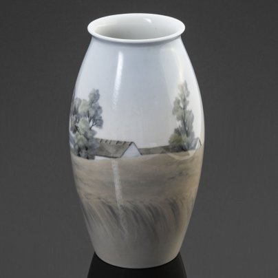 Ваза "Пейзаж с домиком", фарфор, роспись, Bing & Grondahl, Дания, 1902-1914 гг.