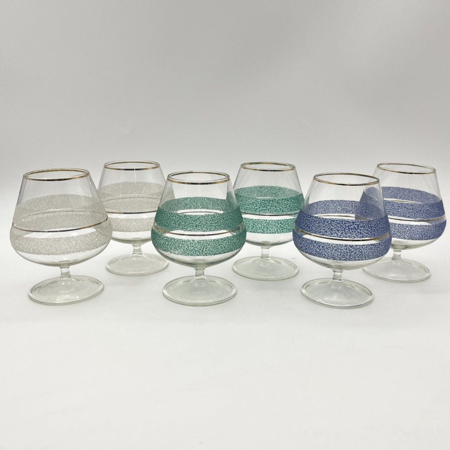 Набор из 6-ти рюмок (бокалов), декорированных разноцветными полосками