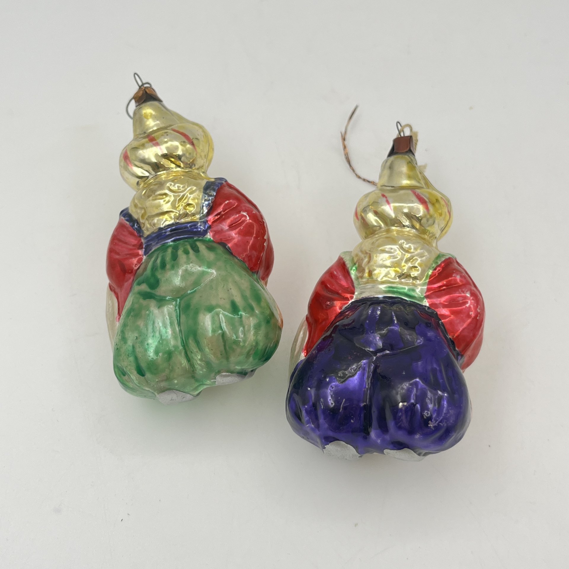 Пара ёлочных игрушек "Черномор", стекло, краска, металл, Завод стеклянных ёлочных украшений и оптических изделий, г. Москва, СССР, 1960-1980 гг.