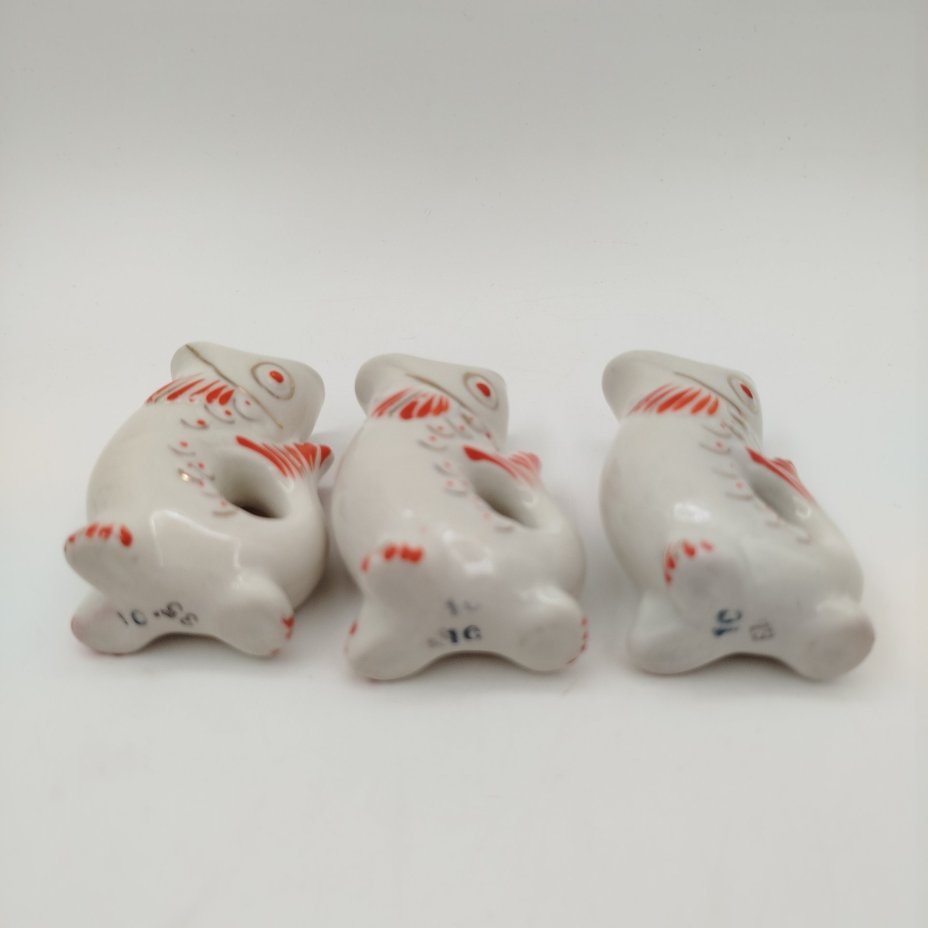 Набор для крепких напитков "Рыба" (штоф и 6 стопок), автор М.Д.Барамидзе, фарфор, роспись, золочение, Полонский завод художественной керамики (Полонное ЗХК), СССР, 1973-1991 гг.