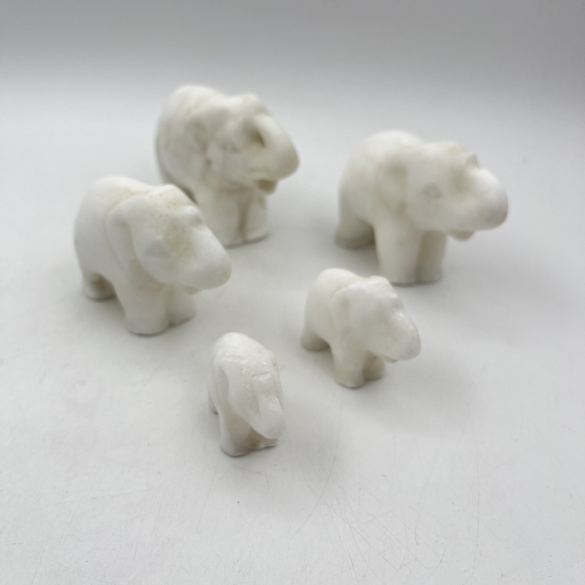 Набор из пяти фигурок слонов, мрамор, резьба, СССР, 1970-1990 гг.