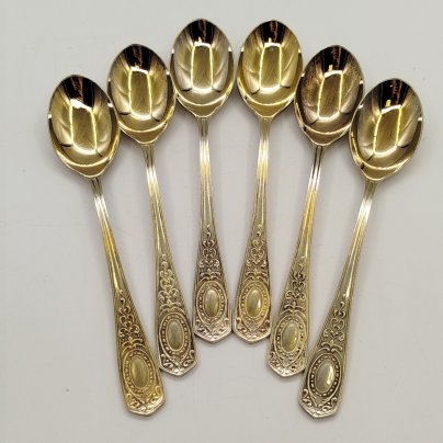 Набор из шести чайных ложек с растительным декором