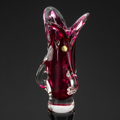 Ваза для цветов розового оттенка фигурной формы, коллекция "Рубин", стекло, гутная техника, Egermann, Чехия, 1993-2010 гг.