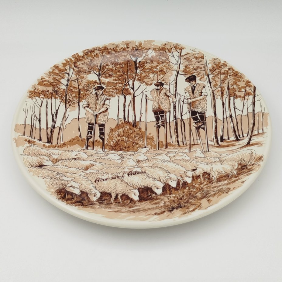 Тарелки декоративная из серии "Старые французские ремесла", REC Castelroux