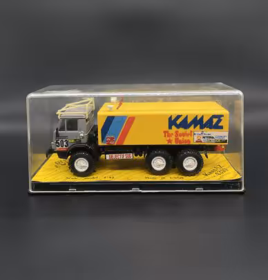 Модель автомобиля в масштабе 1:43 "КАМАЗ - 4310"