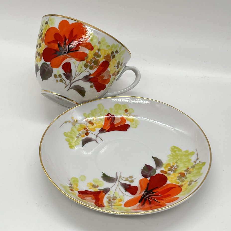 Чайная пара из сервиза "Цветы юга", фарфор, роспись, золочение, Ленинградский фарфоровый завод (ЛФЗ), СССР, 1970-1990 гг.