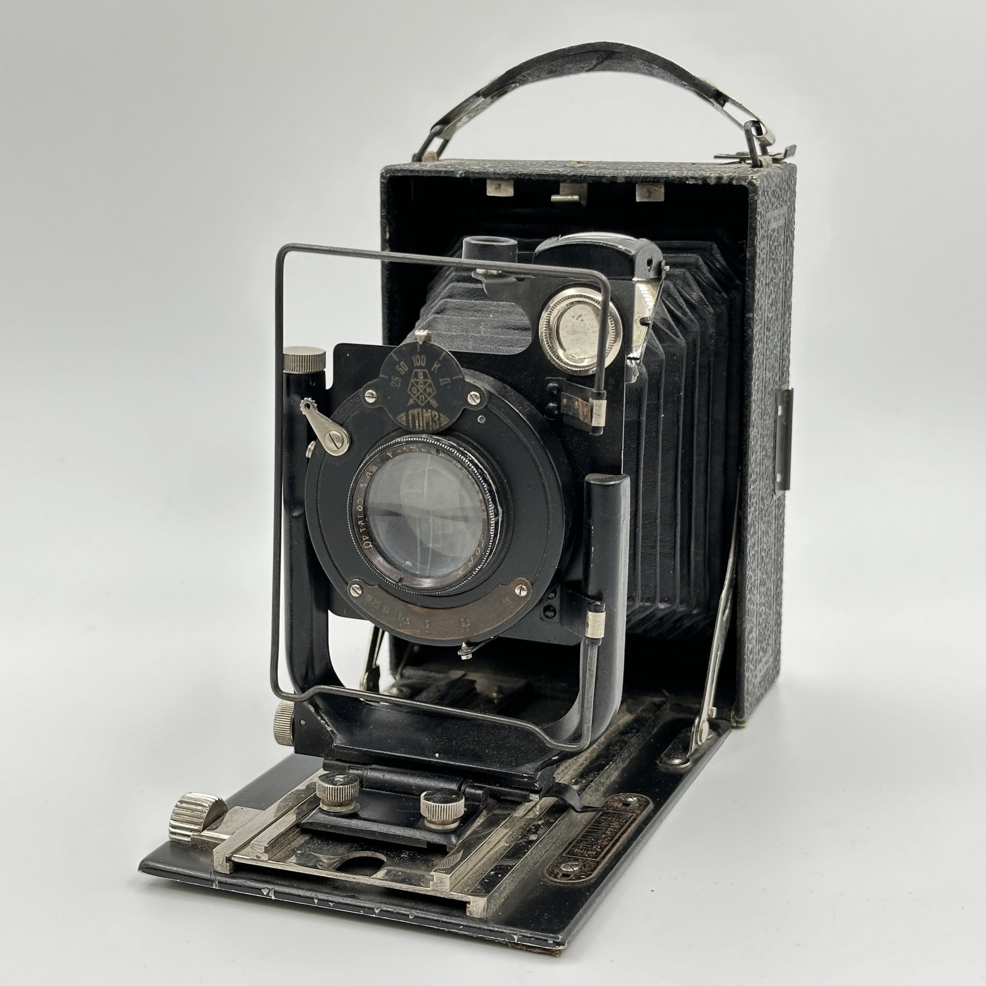 Фотоаппарат Фотокор-1 в оригинальном кофре, металл, стекло, ткань, Государственный оптико-механический завод имени ОГПУ (ГОМЗ), СССР, 1930-1940 гг., Государственный оптико-механический завод имени ОГПУ (ГОМЗ)