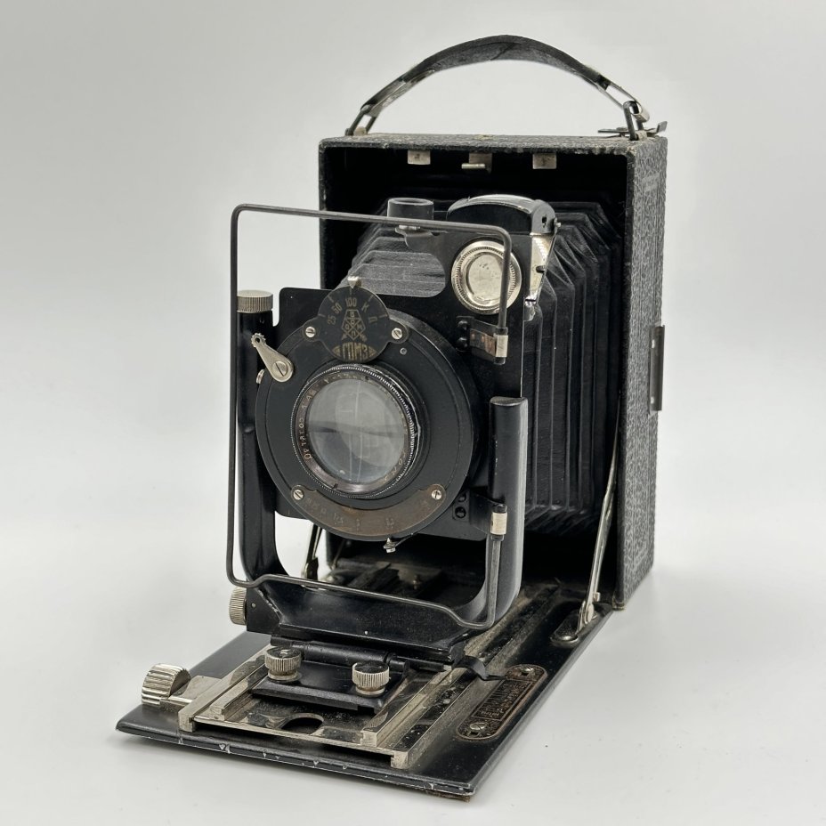 Фотоаппарат Фотокор-1 в оригинальном кофре, металл, стекло, ткань, Государственный оптико-механический завод имени ОГПУ (ГОМЗ), СССР, 1930-1940 гг., Государственный оптико-механический завод имени ОГПУ (ГОМЗ)