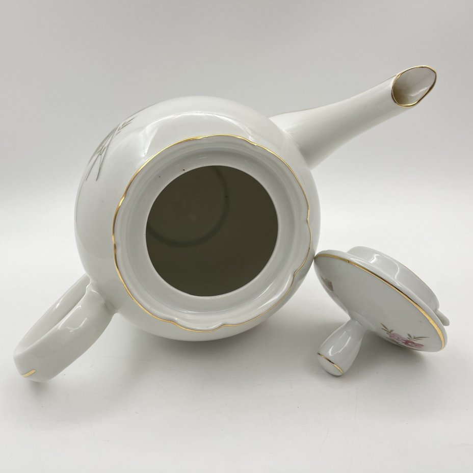 Чайник с нежным цветочным декором, фарфор, деколь, золочение, Kahla-Könitz, Германия, 1954-1962 гг.