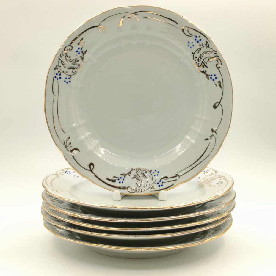 Набор из 6-ти обеденных тарелок с растительным декором, фарфор, золочение, роспись, Барановский фарфоровый завод, СССР, 1970-1991 гг.