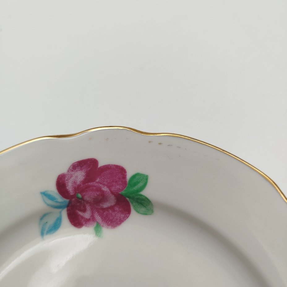 Набор пирожковых (закусочных) тарелок с цветочным декором на 6 персон, фарфор, деколь, золочение, Дулевский фарфоровый завод (Дулёво), СССР, 1968-1991 гг.