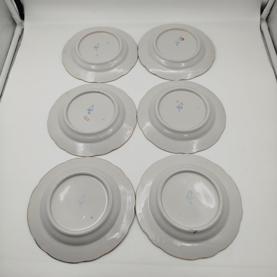 Набор пирожковых (закусочных) тарелок с цветочным декором на 6 персон, фарфор, деколь, золочение, Дулевский фарфоровый завод (Дулёво), СССР, 1968-1991 гг.