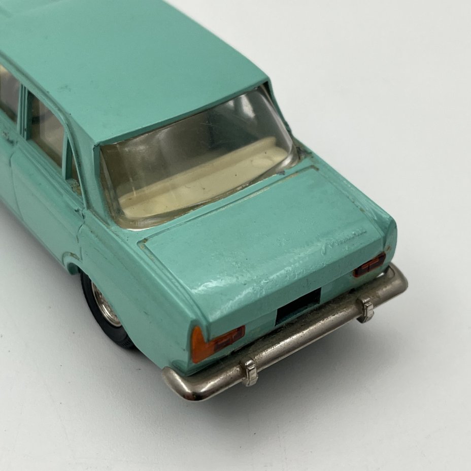 Модель автомобиля "Москвич 412" (Модель А2) мятного оттенка в коробке