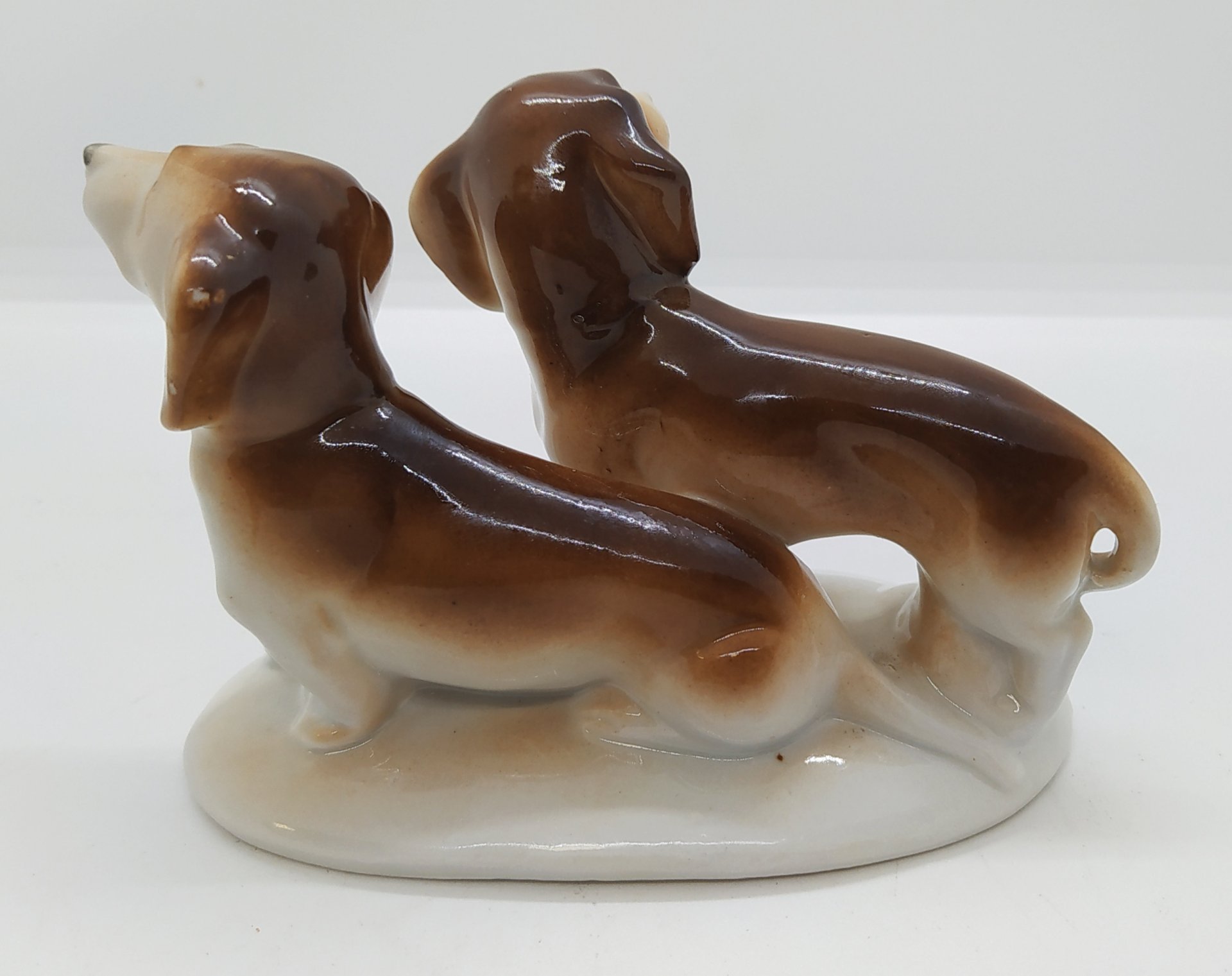 Статуэтка "Таксы", VEB Porzellanfiguren Lippelsdorf (Липпельсдорф)
