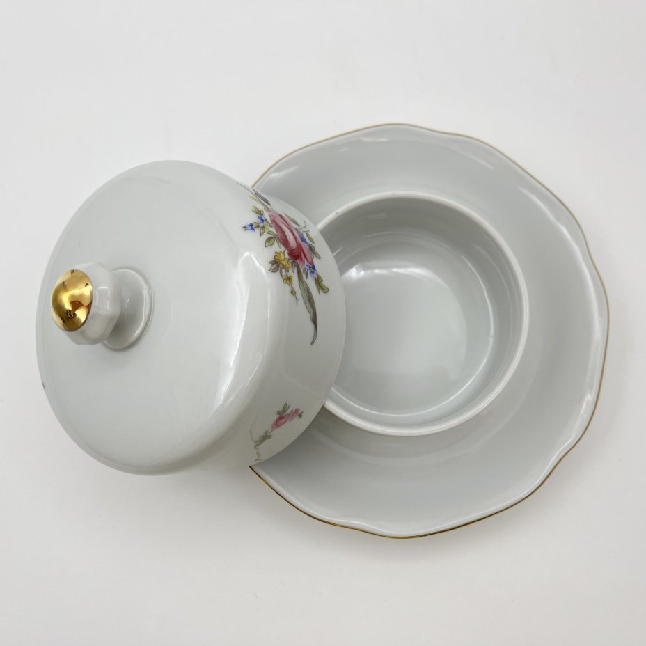 Масленка с цветочным декором, фарфор, деколь, золочение, Bohemia (Neurohlau), Чехословакия, 1970-1990 гг.