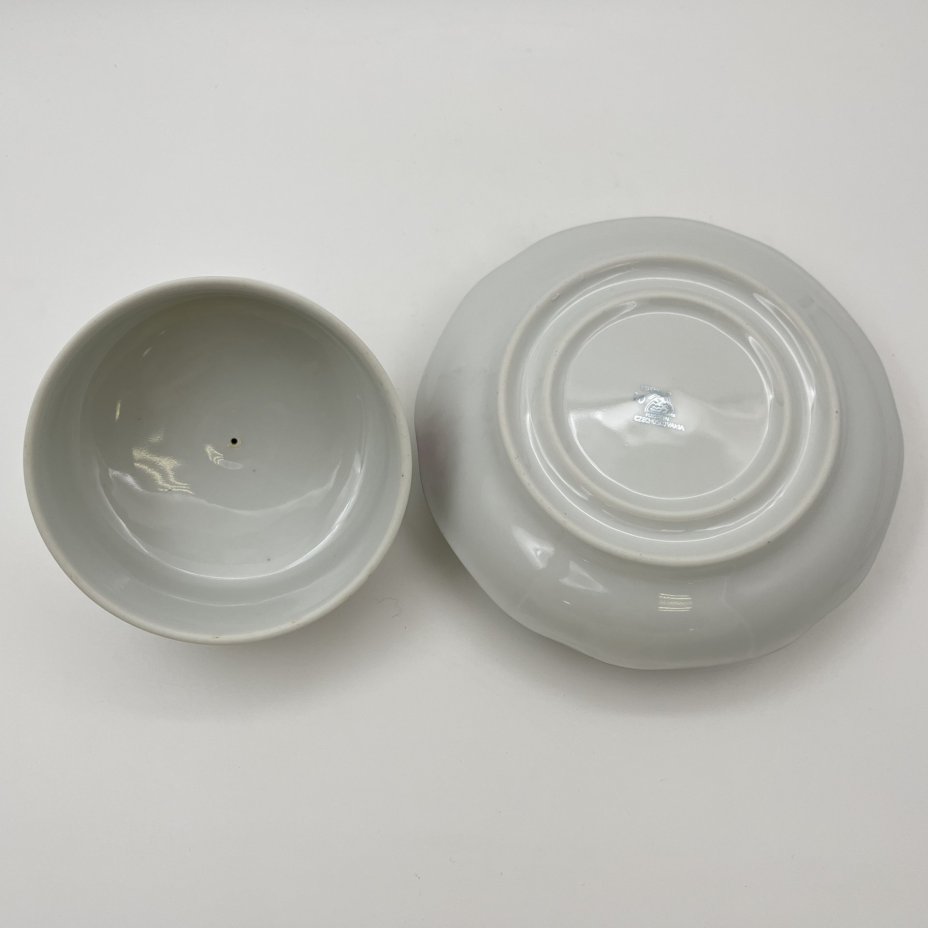 Масленка с цветочным декором, фарфор, деколь, золочение, Bohemia (Neurohlau), Чехословакия, 1970-1990 гг.